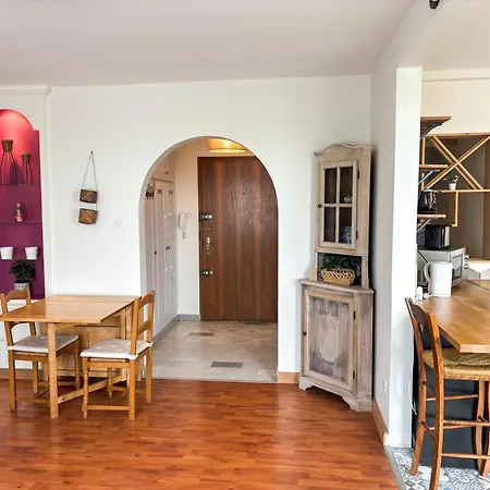 Le Skyline - F2 Avec Balcon Et Vue - Parking Prive Gratuit - Commerces A Proximite Appartement