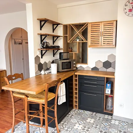 Le Skyline - F2 Avec Balcon Et Vue - Parking Prive Gratuit - Commerces A Proximite Appartement
