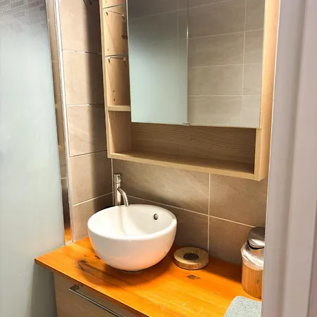 Appartement Le Skyline - F2 Avec Balcon Et Vue - Parking Prive Gratuit - Commerces A Proximite